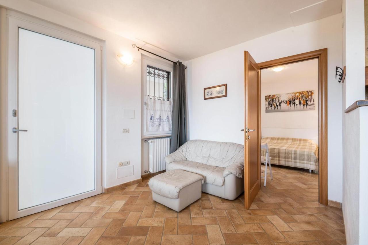 Al Agave Sotto Apartamento Toscolano Maderno Exterior foto
